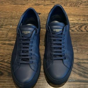 Men’s givenchy dark blue sneakers